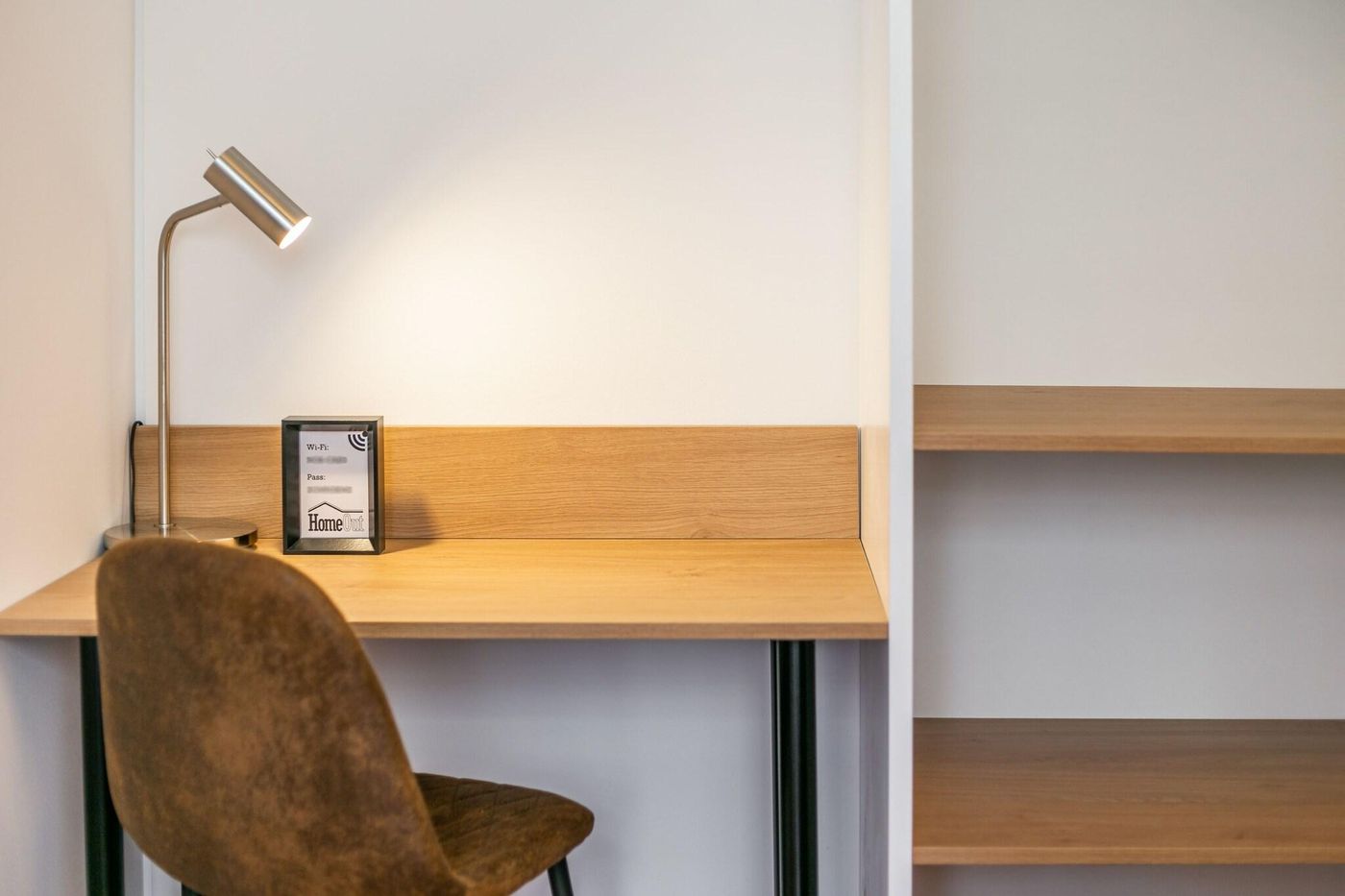 Home-Out-Rooms---Apartments-Room-27