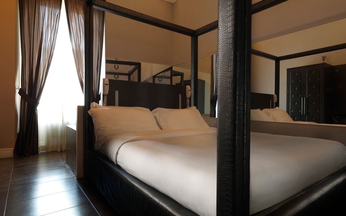 LE-REVE-DE-NAIM-Roma-Room-41