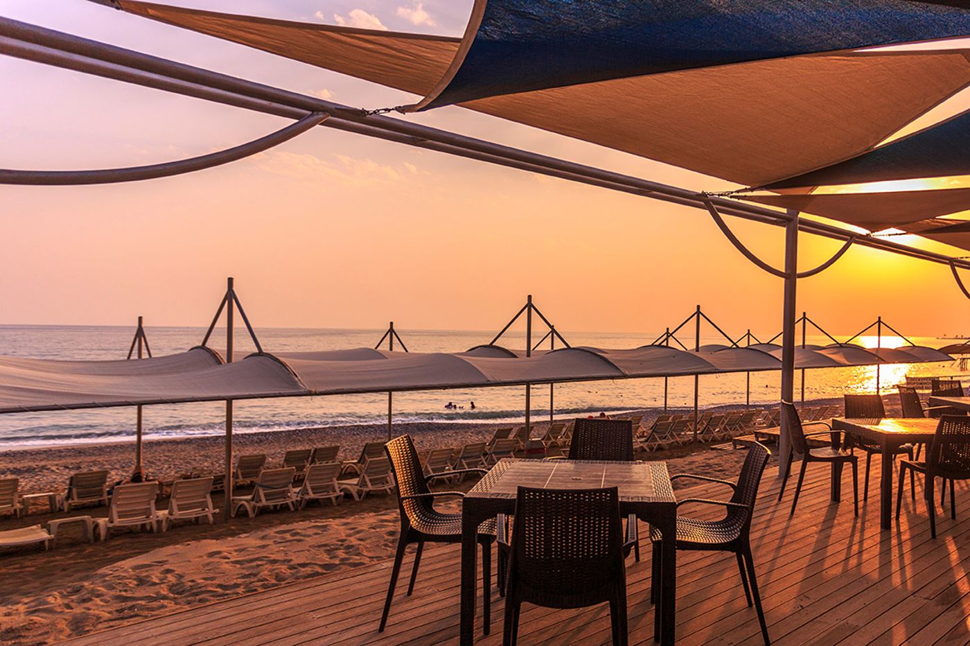 21.10.2025 xoria-deluxe-Beach Bar