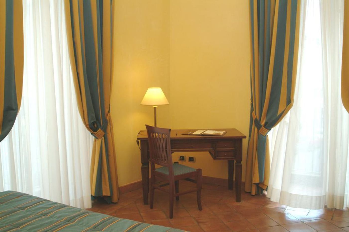 La-Ville-General-view-6