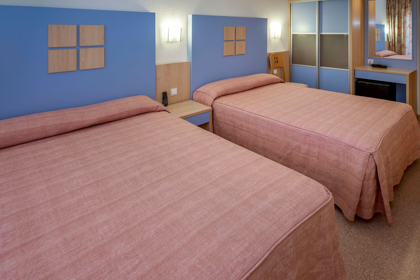 Hotel-Caprici-Room-25