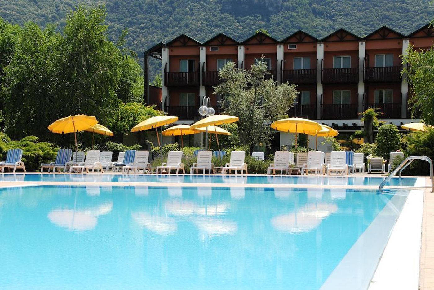 Iseo Lago Hotel-Italy-ISEO (BS)-General view-4