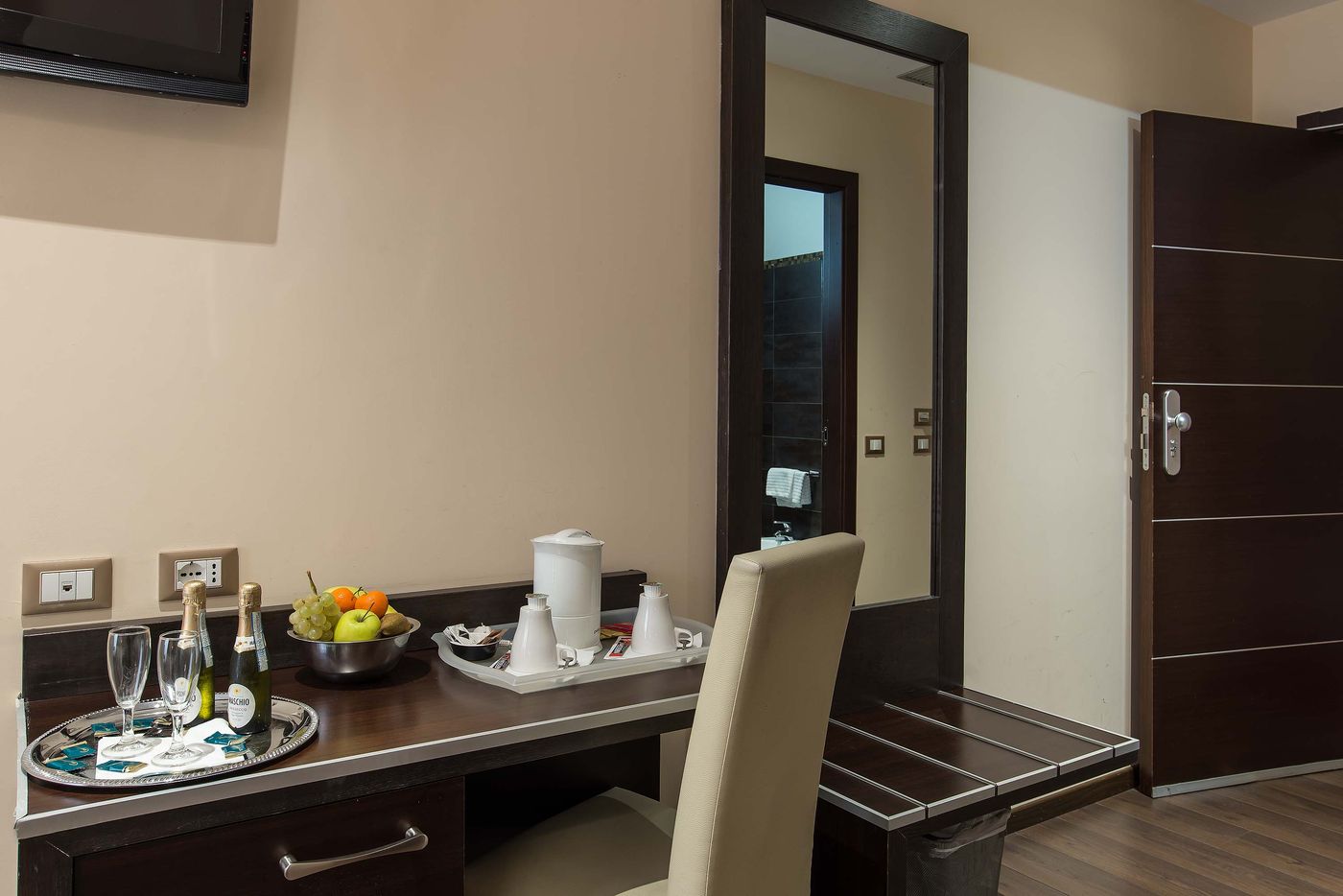 Catone-District-Hotel-Room-20
