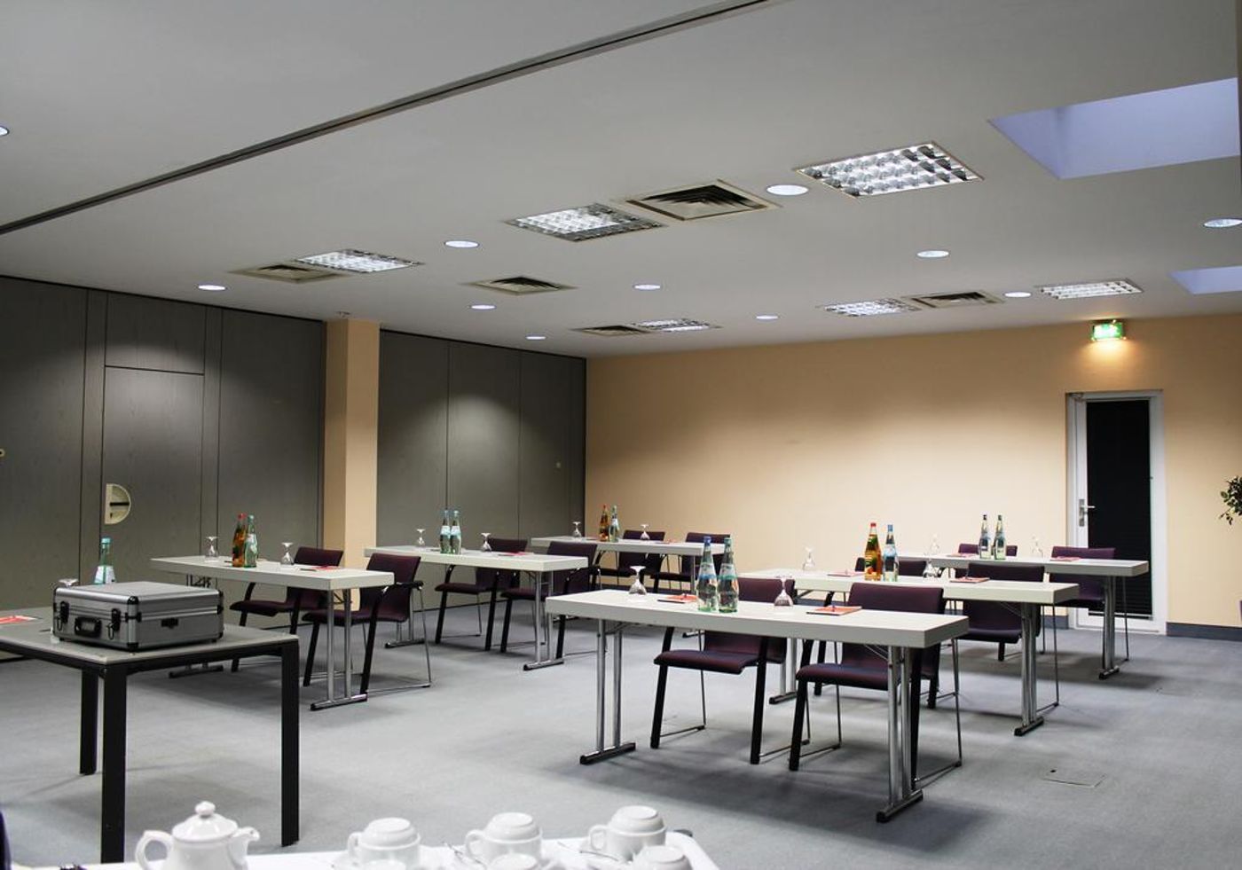 Mercure Hotel Stuttgart Zuffenhausen-Germany-STUTTGART-General view-4