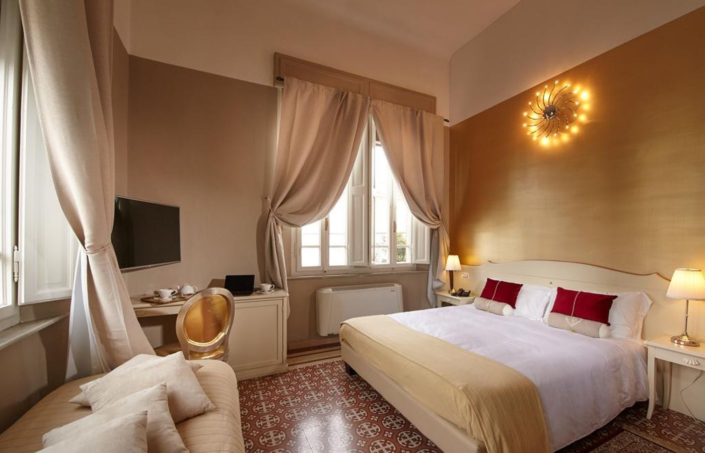 Villa-Tower-Inn-Pisa-General-view-2