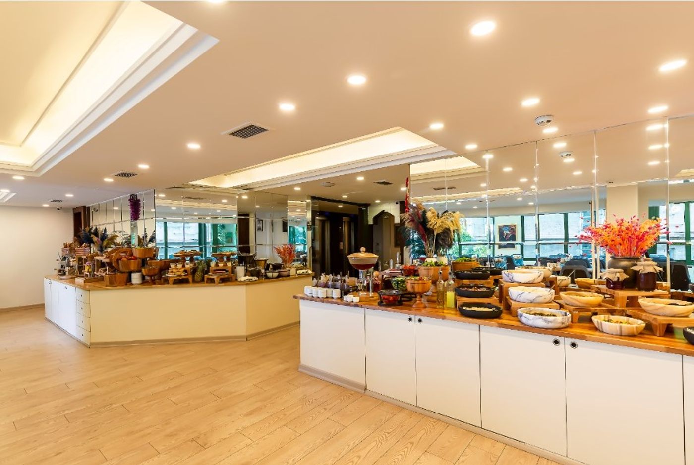 Marble-Restaurant-38