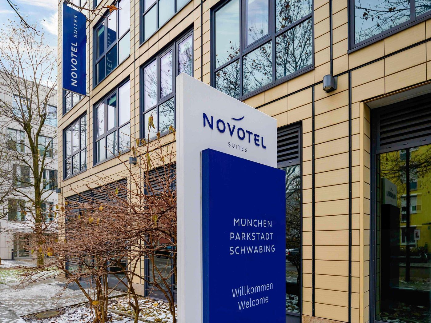 Novotel-Suites-Muenchen-Parkstadt-Schwabing-General-view-9