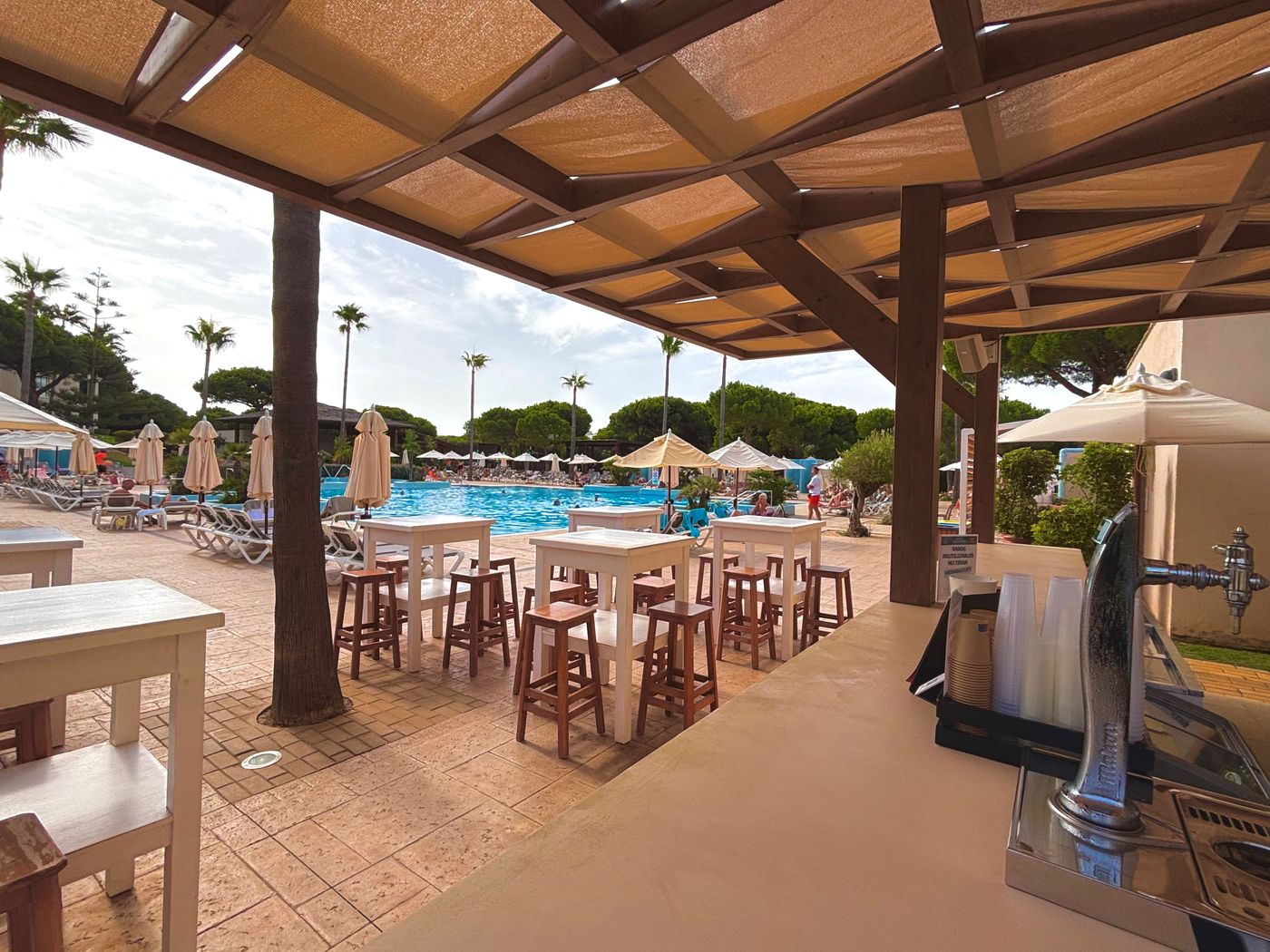 Valentin-Sancti-Petri-Pool-3