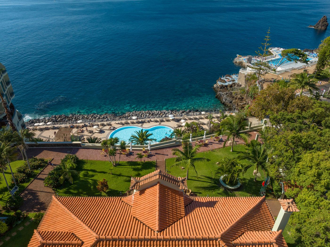 Pestana-Vila-Lido-Madeira-General-view-1