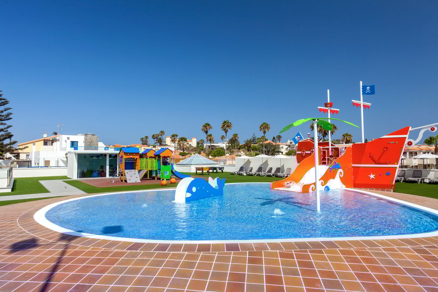 Barcelo-Corralejo-Sands-Pool-51