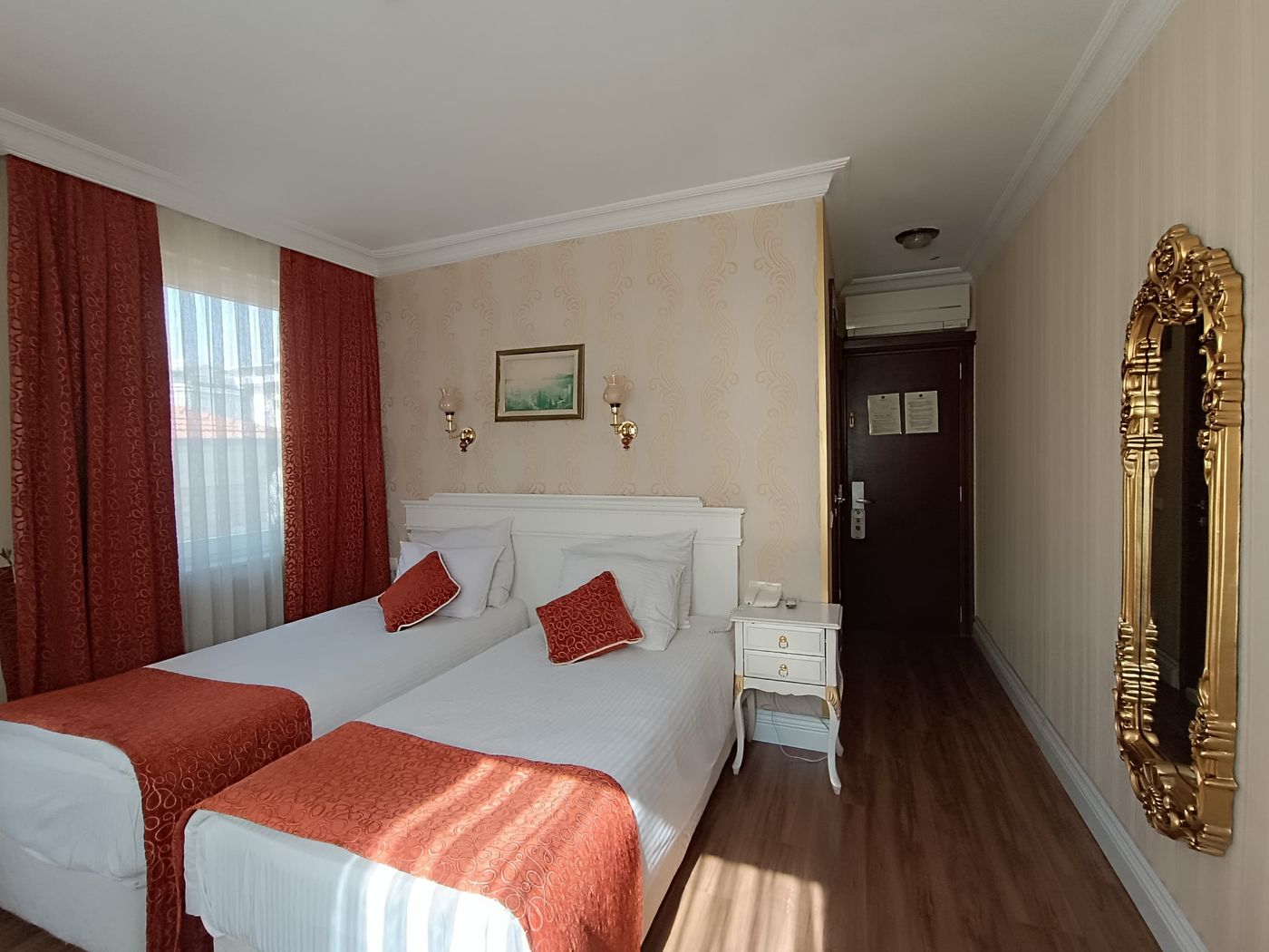 Golden-Horn-Sirkeci-Room-15