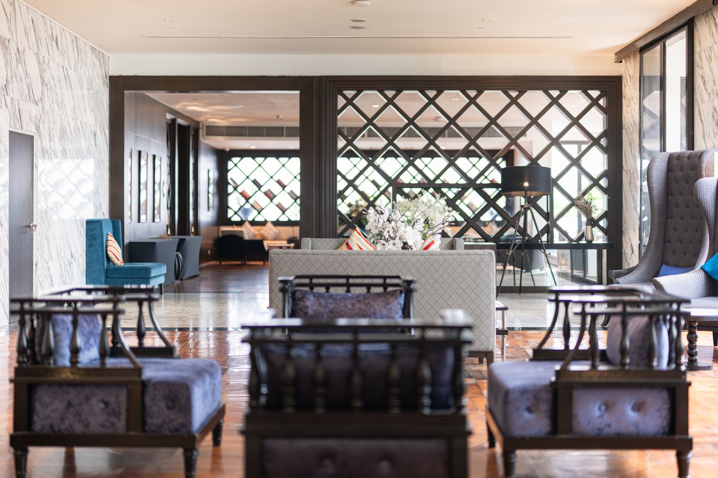 Movenpick-Hotel-Sukhumvit-15-Bangkok-Lobby-23