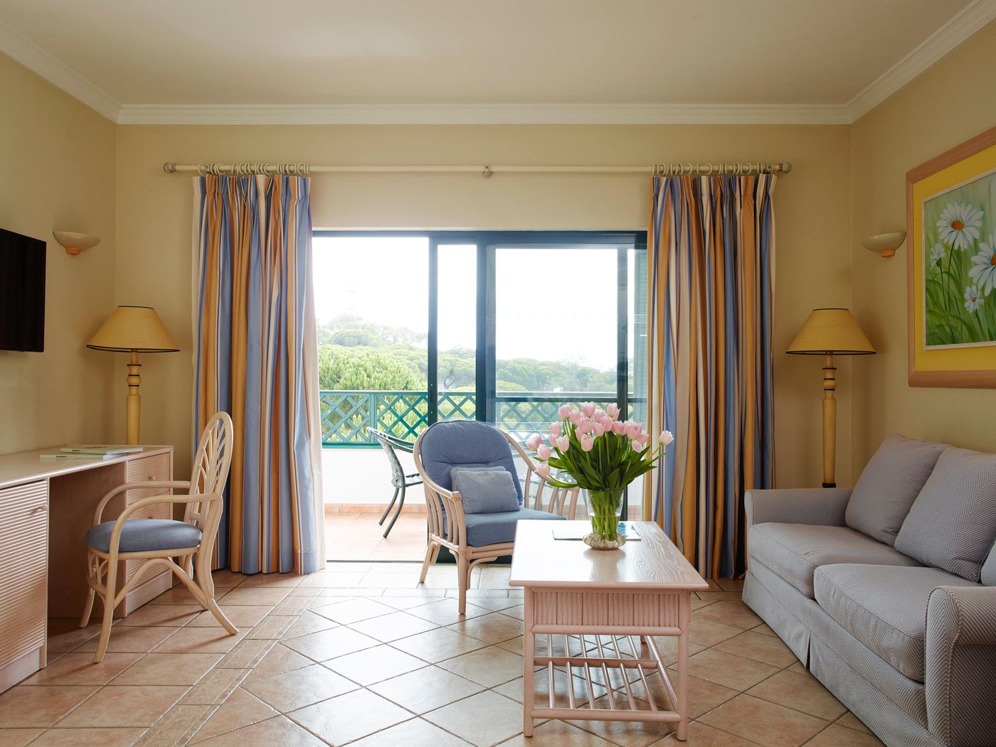 Formosa-Park-Apartment-Hotel-Room-11