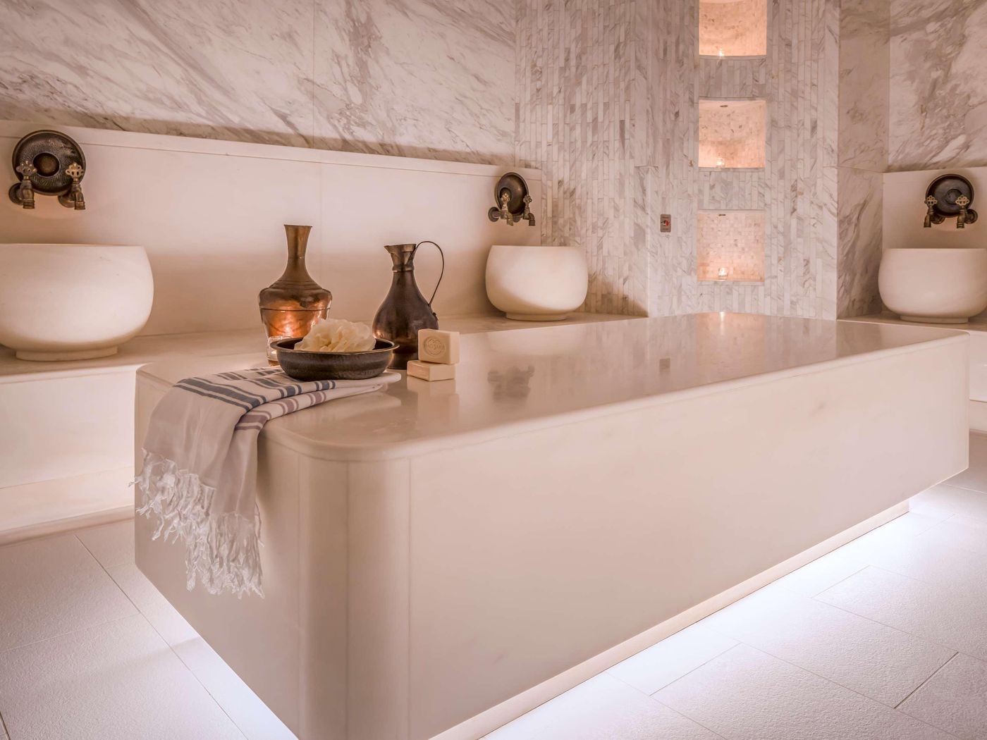 Fairmont-Quasar-Istanbul-Sports-and-Entertainment-73