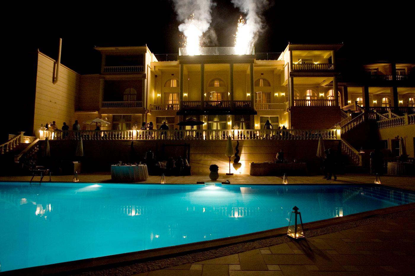 Mabely-Grand-hotel-Pool-16