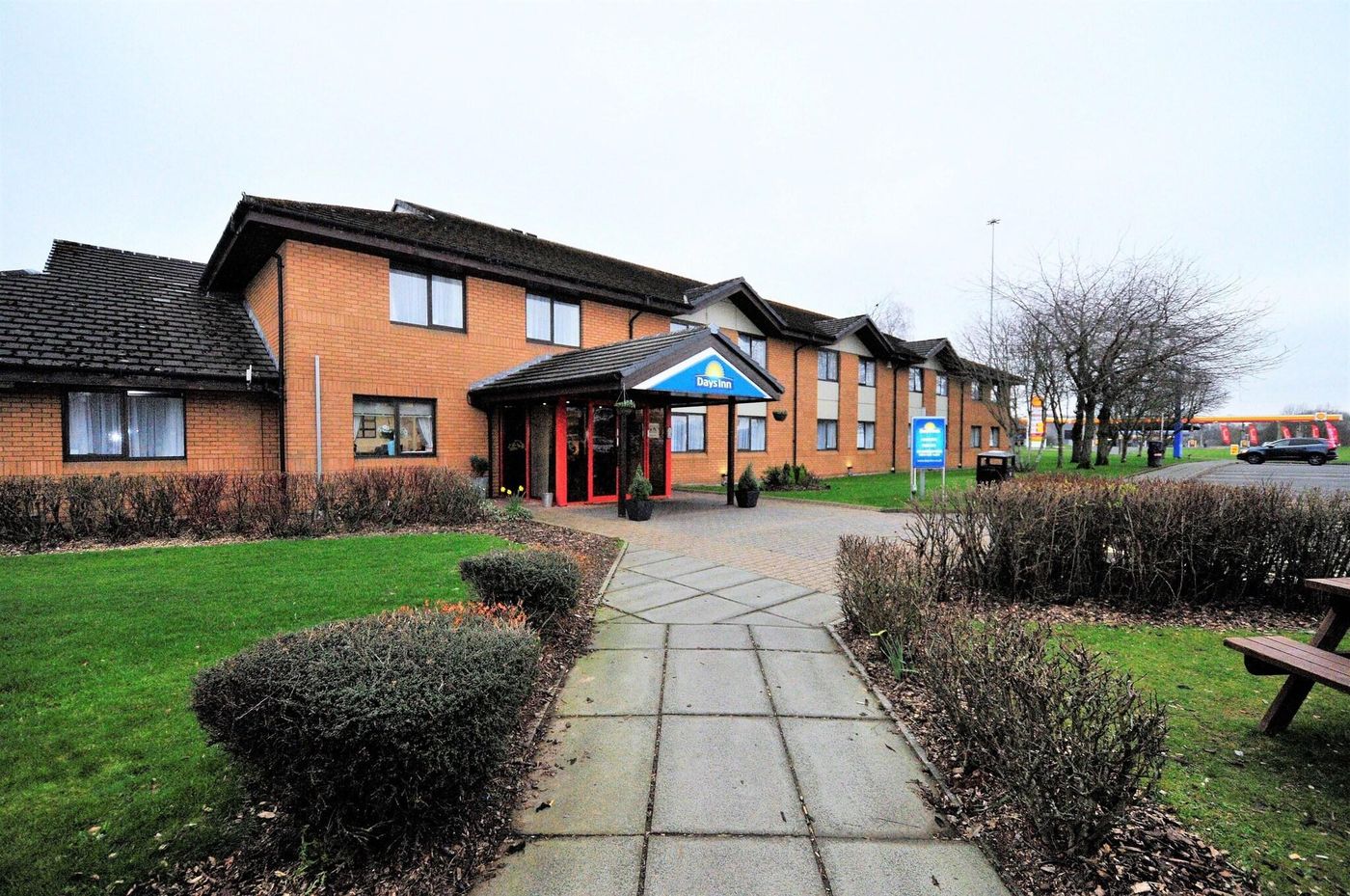 Days Inn by Wyndham Hamilton-United Kingdom-HAMILTON-General view-3