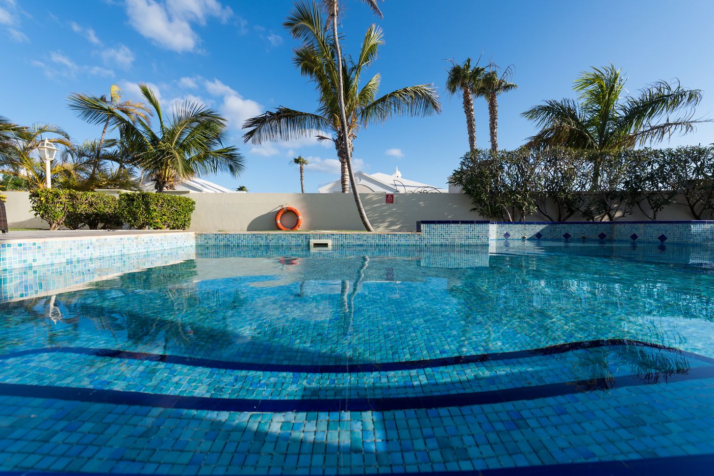 Alondra-Villas---Suites-Pool-1