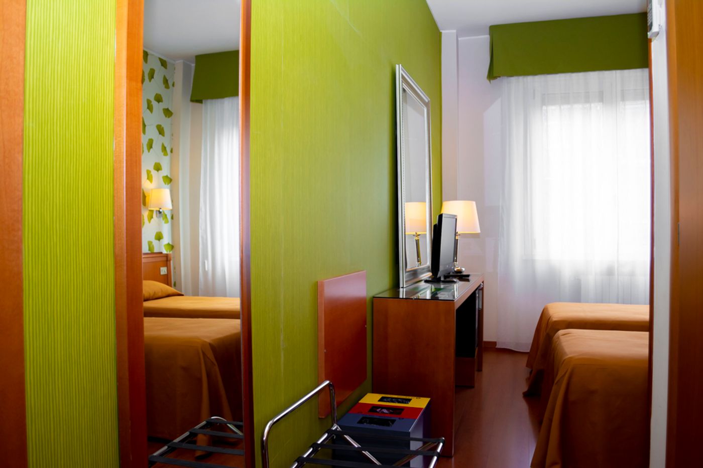 Eco-Hotel-Milano---Bioriso-Restaurant-Room-33