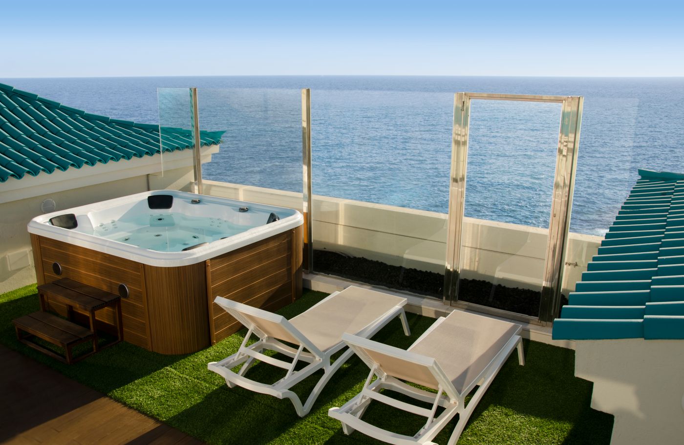 Ereza-Mar---Adults-Only-Pool-9