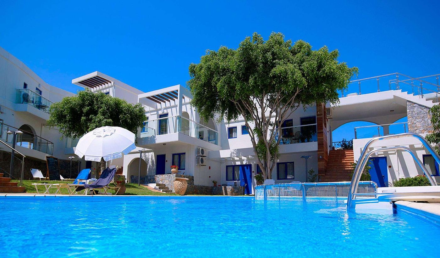 Minos-Village-Pool-4