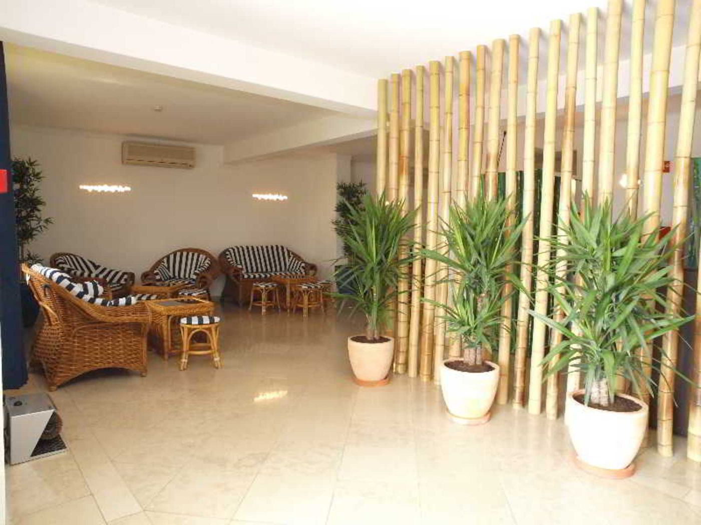 Mirachoro-Sol-Lobby-29