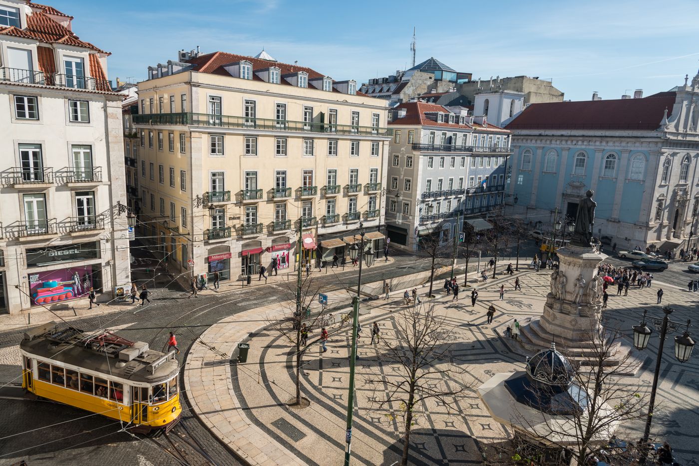 Le-Consulat-General-view-33