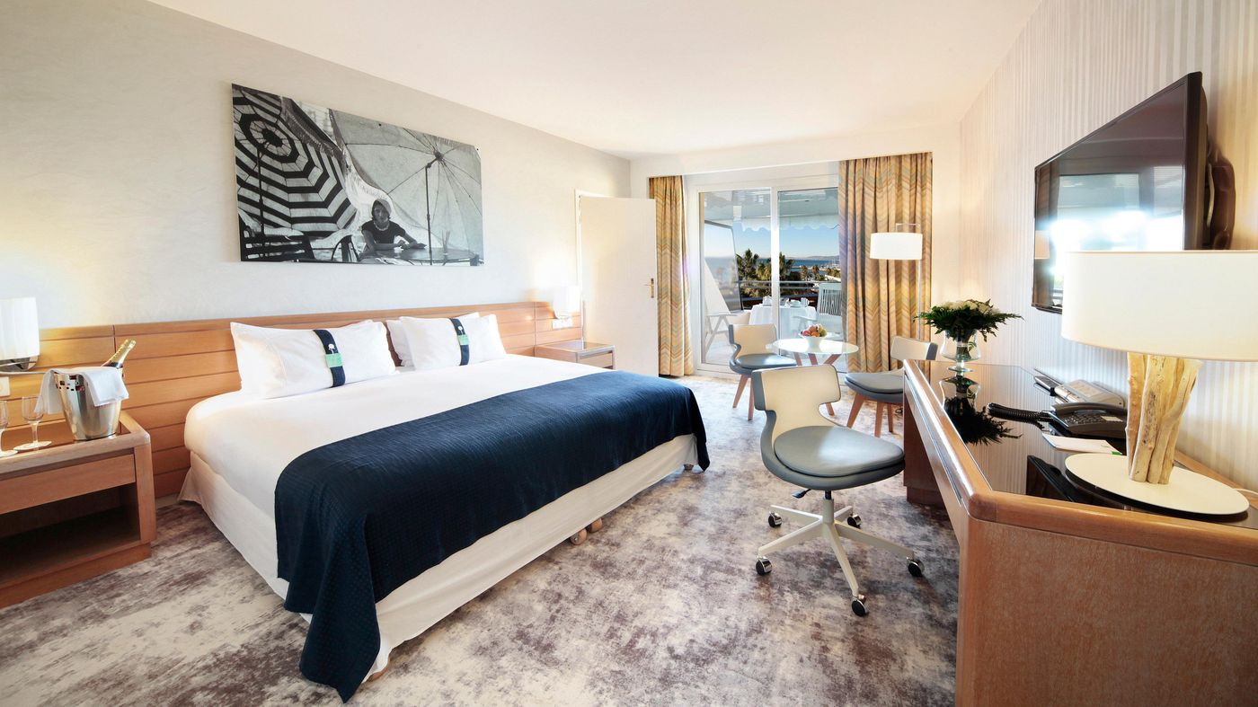 Holiday-Inn-Resort-Nice-Port-St--Laurent-Room-22