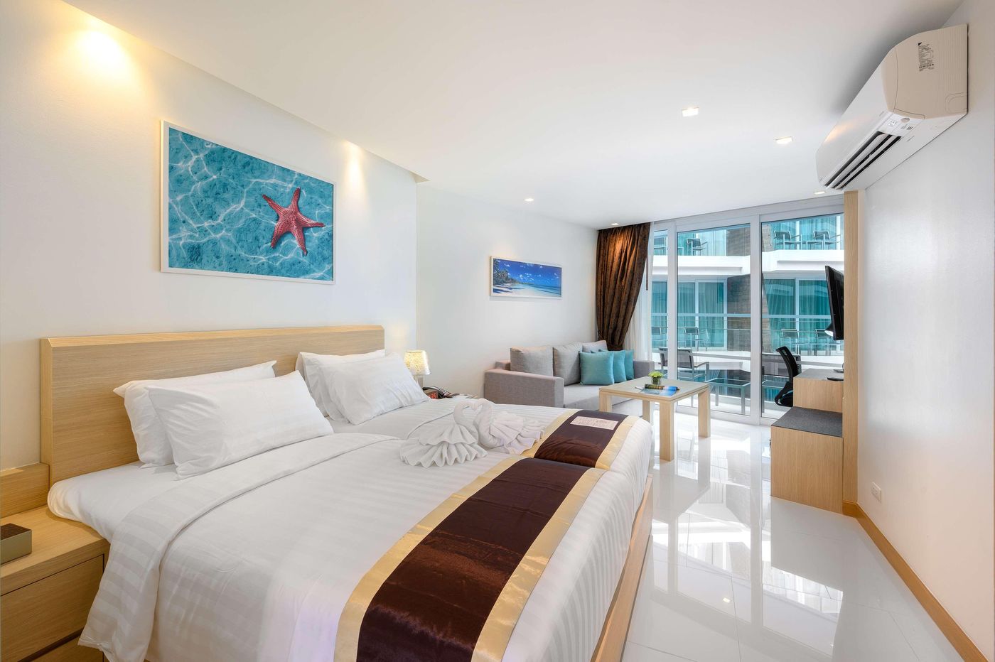 The-Beachfront-Hotel-Phuket-Room-21