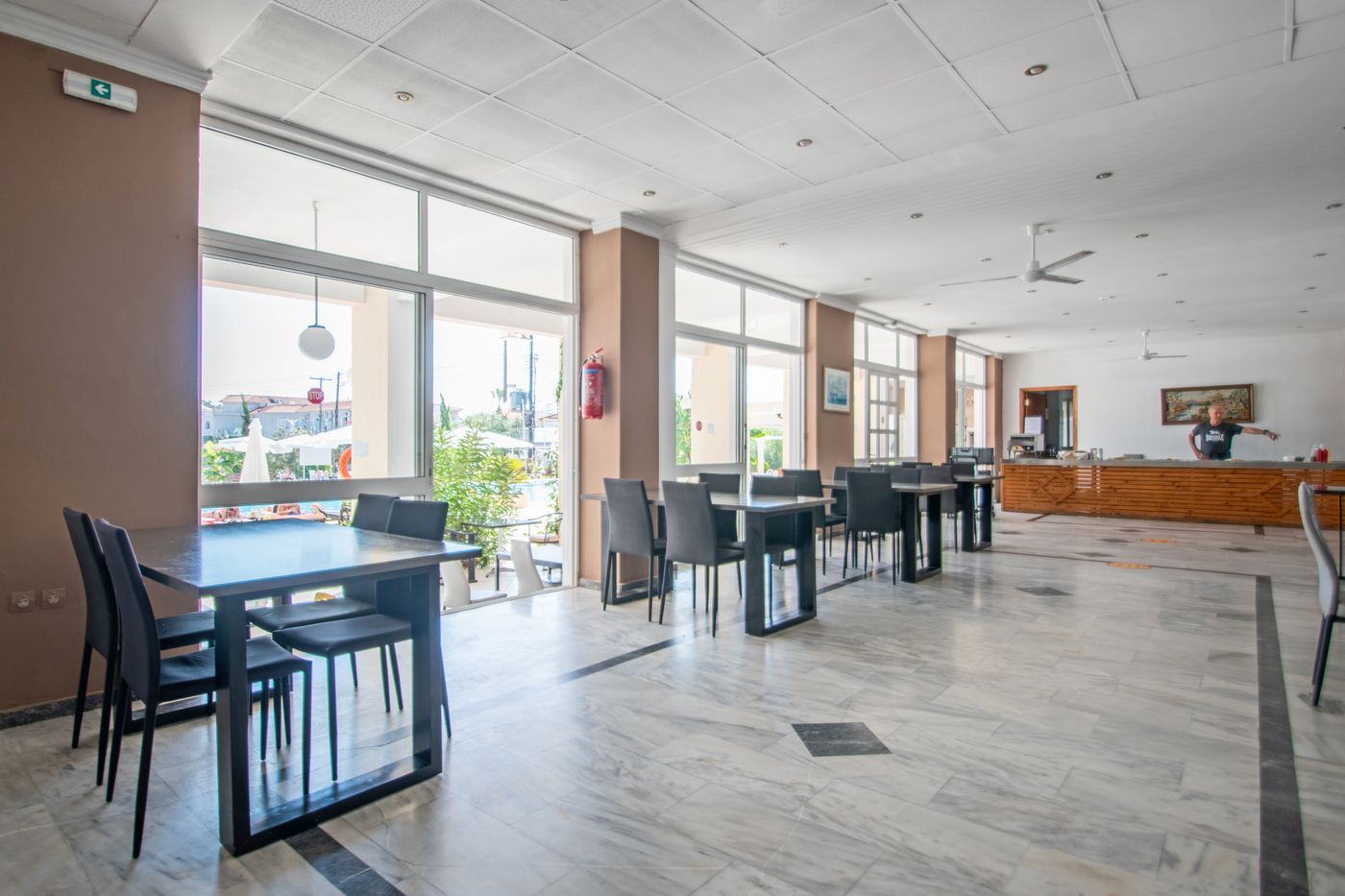 Ikaros-Restaurant-49