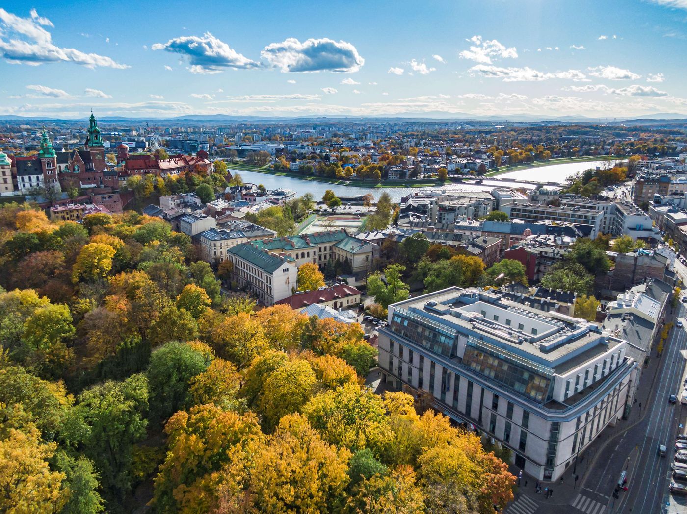 Radisson-Blu-Hotel-Krakow-General-view-12