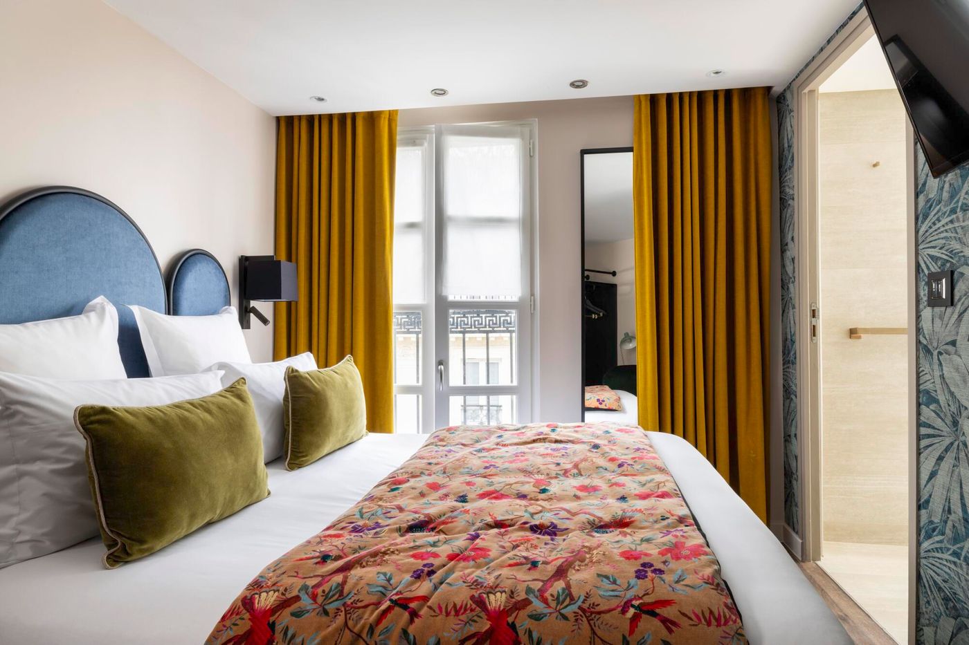 Hotel-Maxim-Opera-Room-14