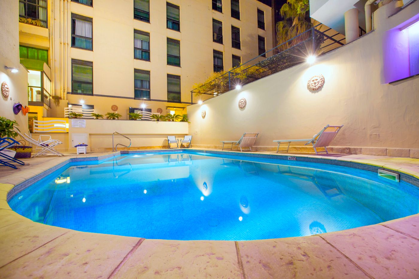 Panorama-Palace-Pool-7