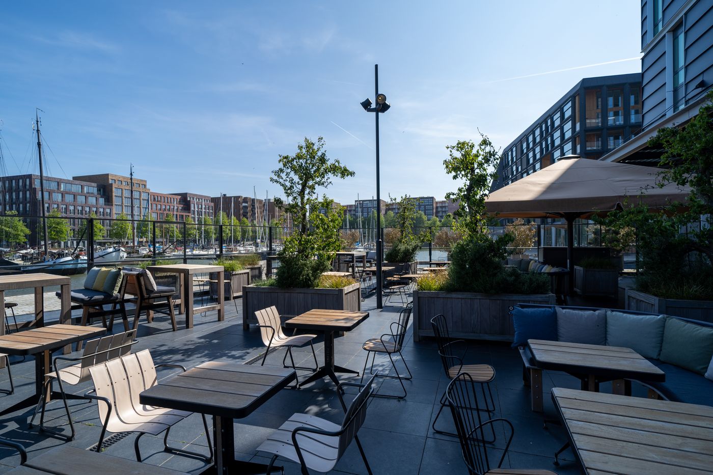 Four-Elements-Hotel-Amsterdam-Terrace-28