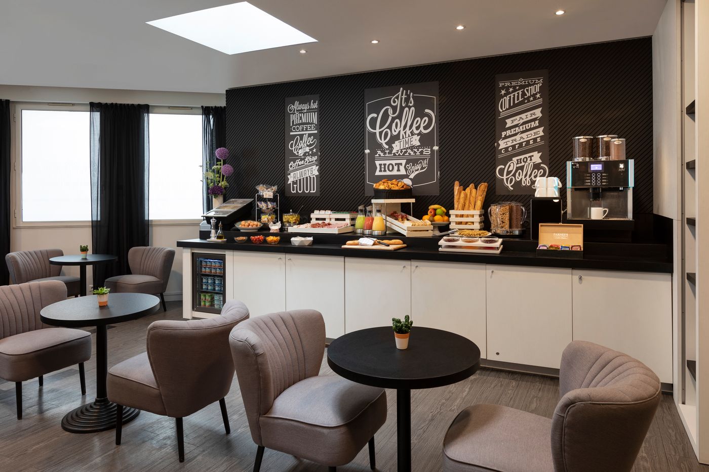 Citadines-Bastille-Marais-Paris-Bar-5