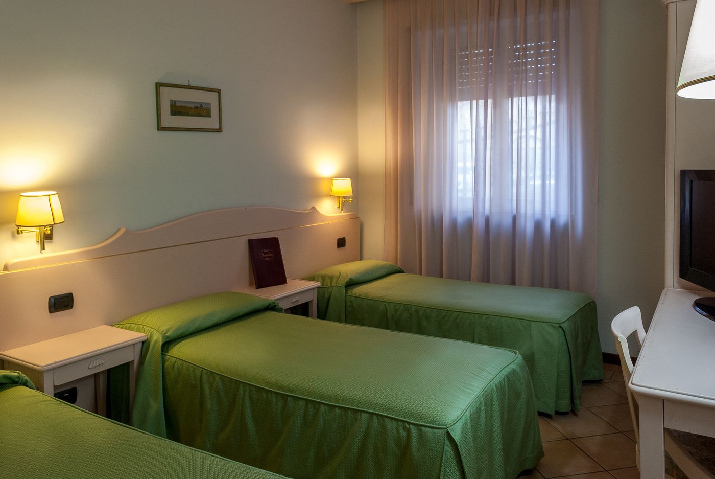 Hotel-Bernardino-Room-12