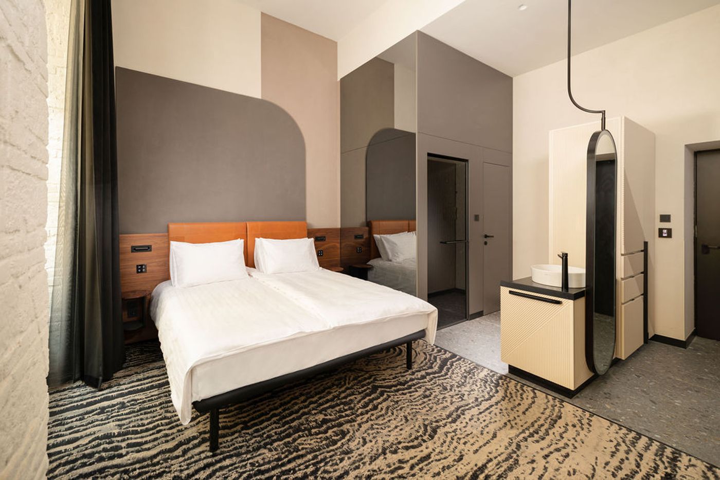 Hotel-Gin-Budapest-Room-6