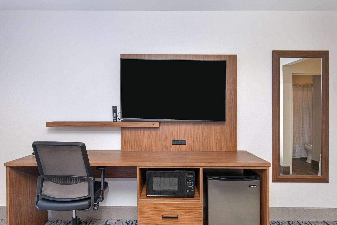 La Quinta Inn & Suites Nashville Airport-United States-NASHVILLE-Room-8