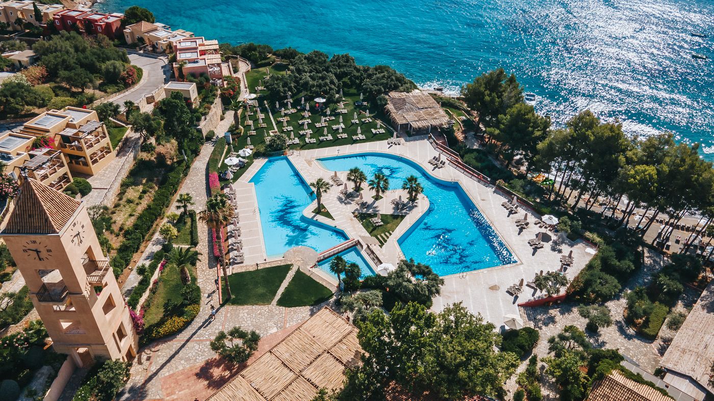 Candia-Park-Village-Pool-3