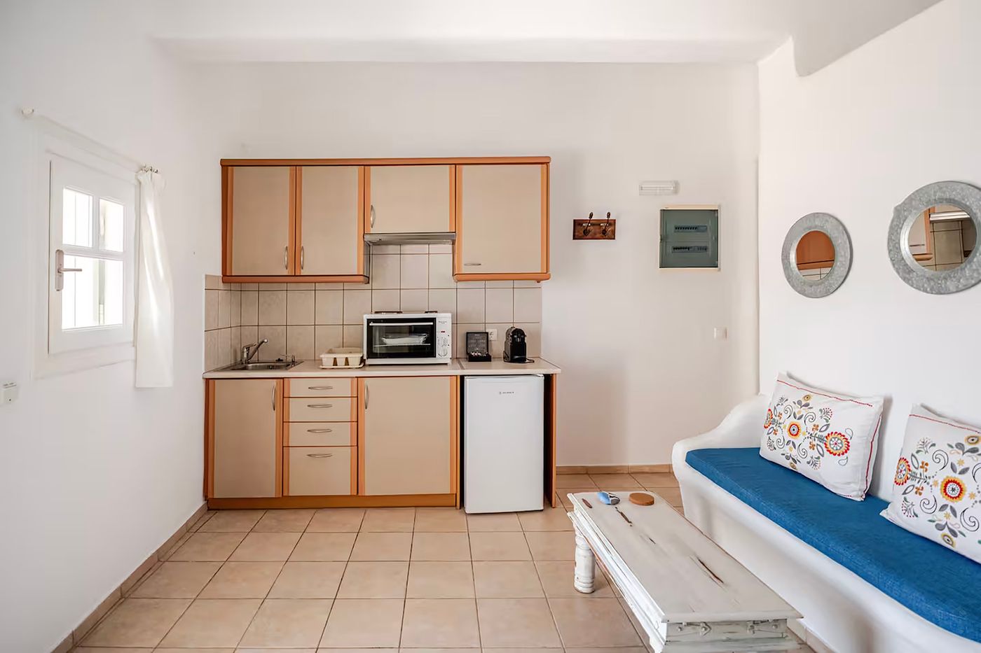 Yakinthos-Residence-Room-33