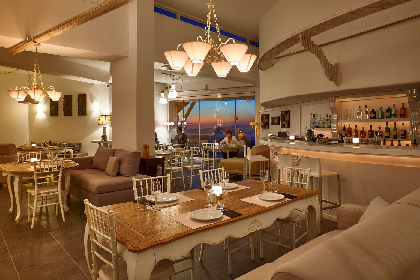 Suites-of-the-Gods-Cave-Spa-Restaurant-40