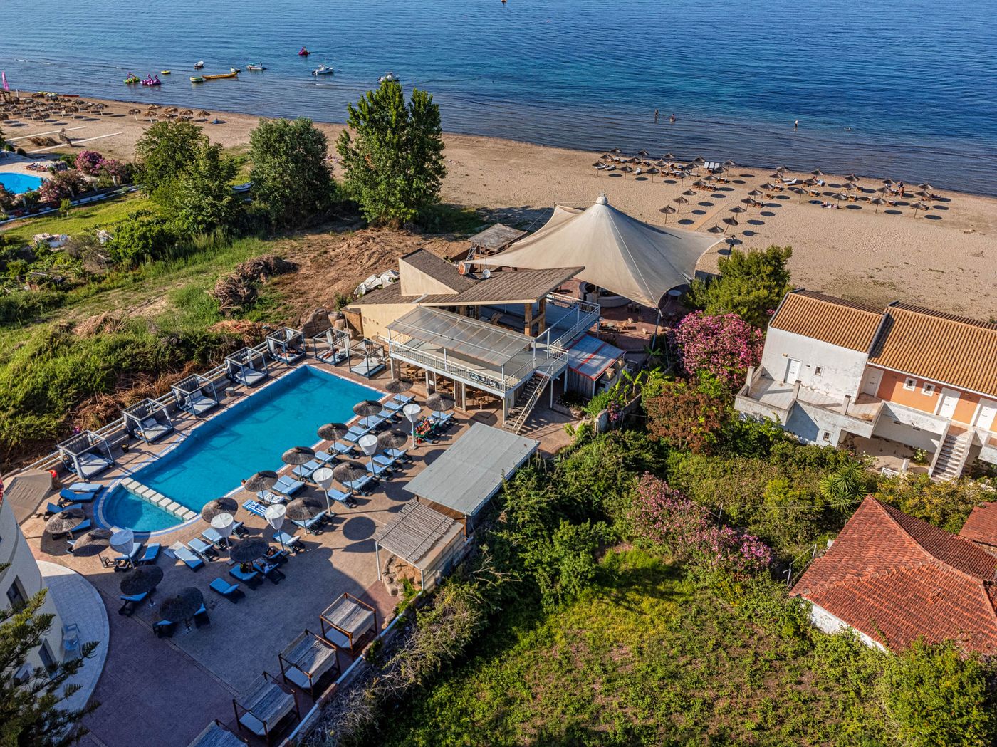 Island-Beach-Resort-Beach-4