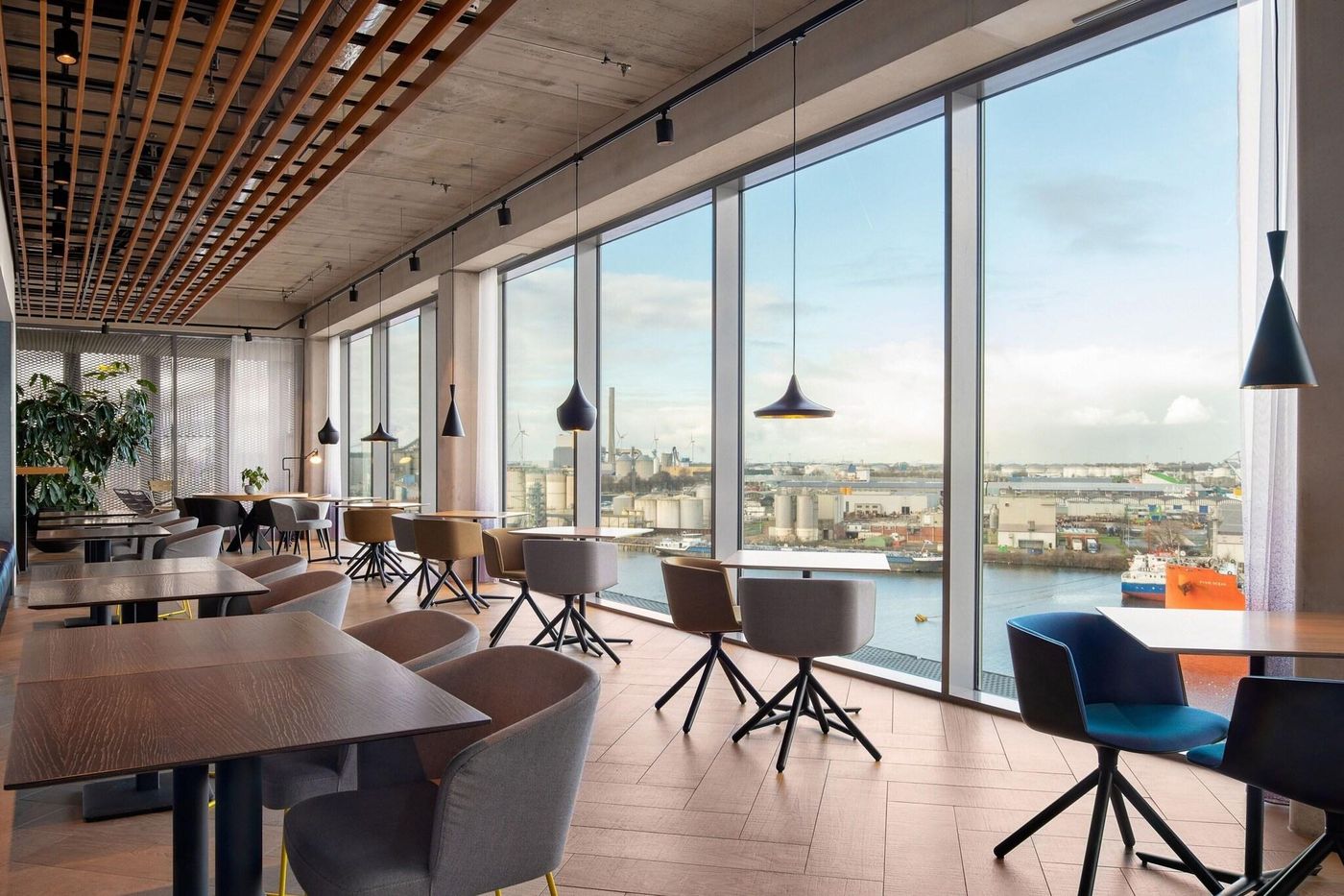 Residence-Inn-Amsterdam-Houthavens-Restaurant-11