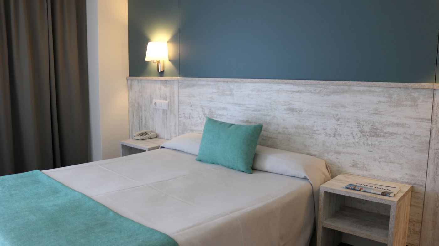 Golden-Donaire-Beach-Room-23