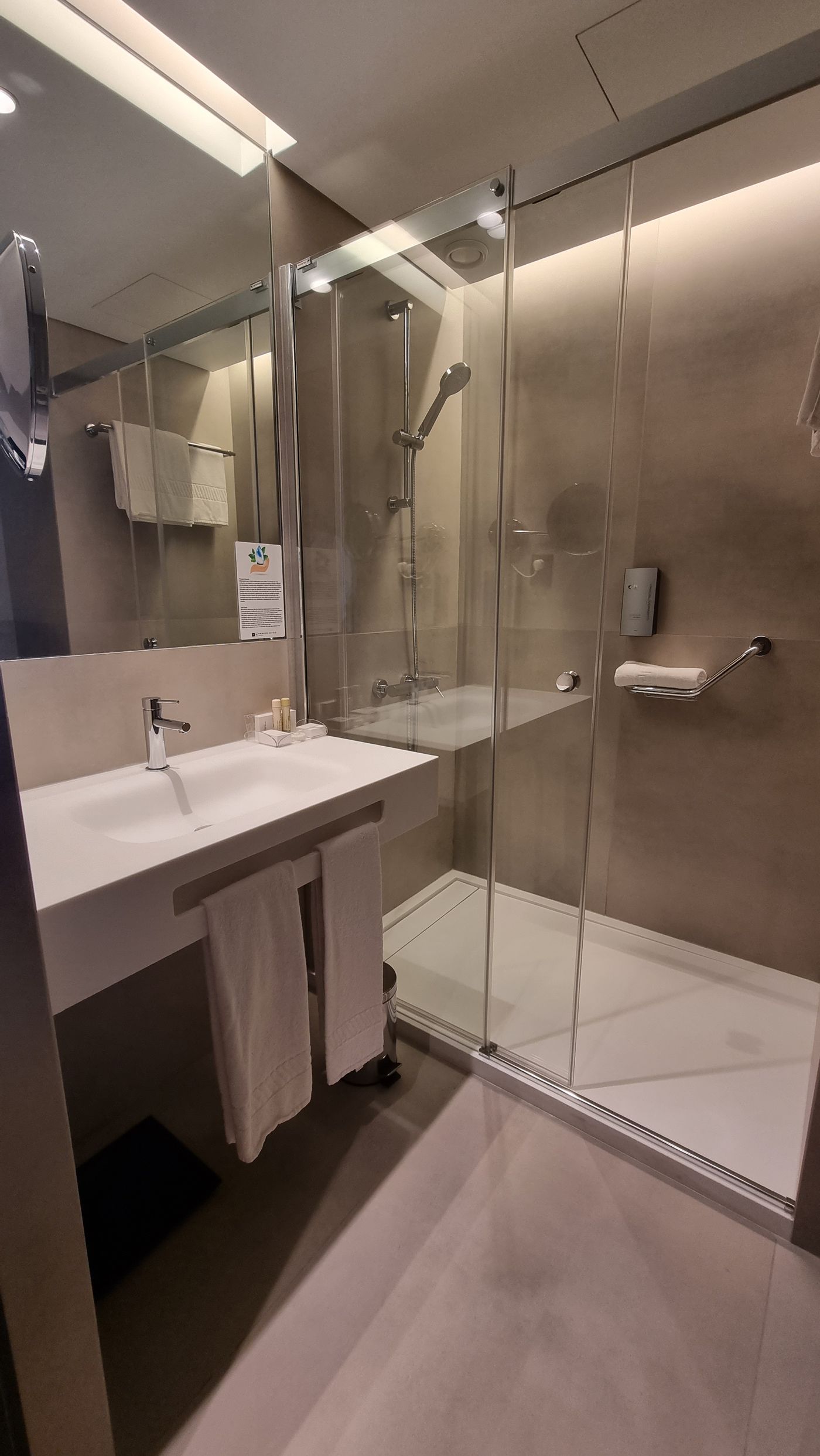 Principe-Avila-Room-49