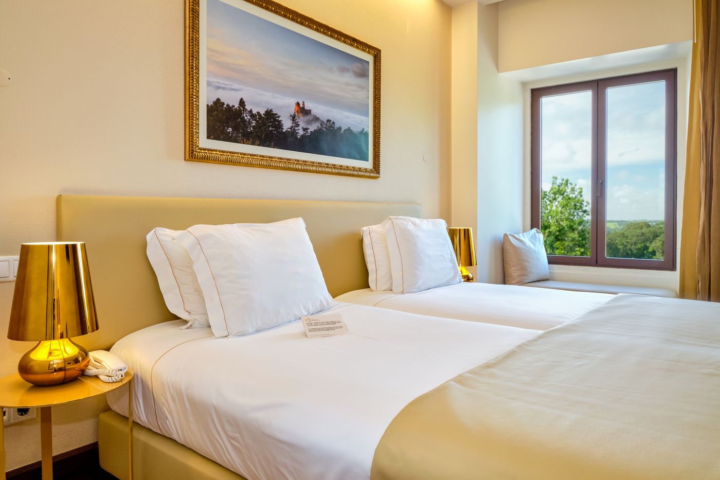 Sintra-Boutique-Hotel-Room-6