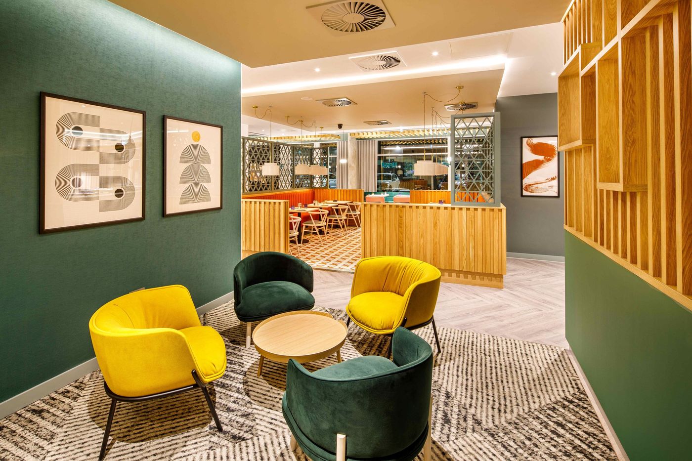 Holiday Inn Manchester Airport-United Kingdom-Manchester Airport-General view-8