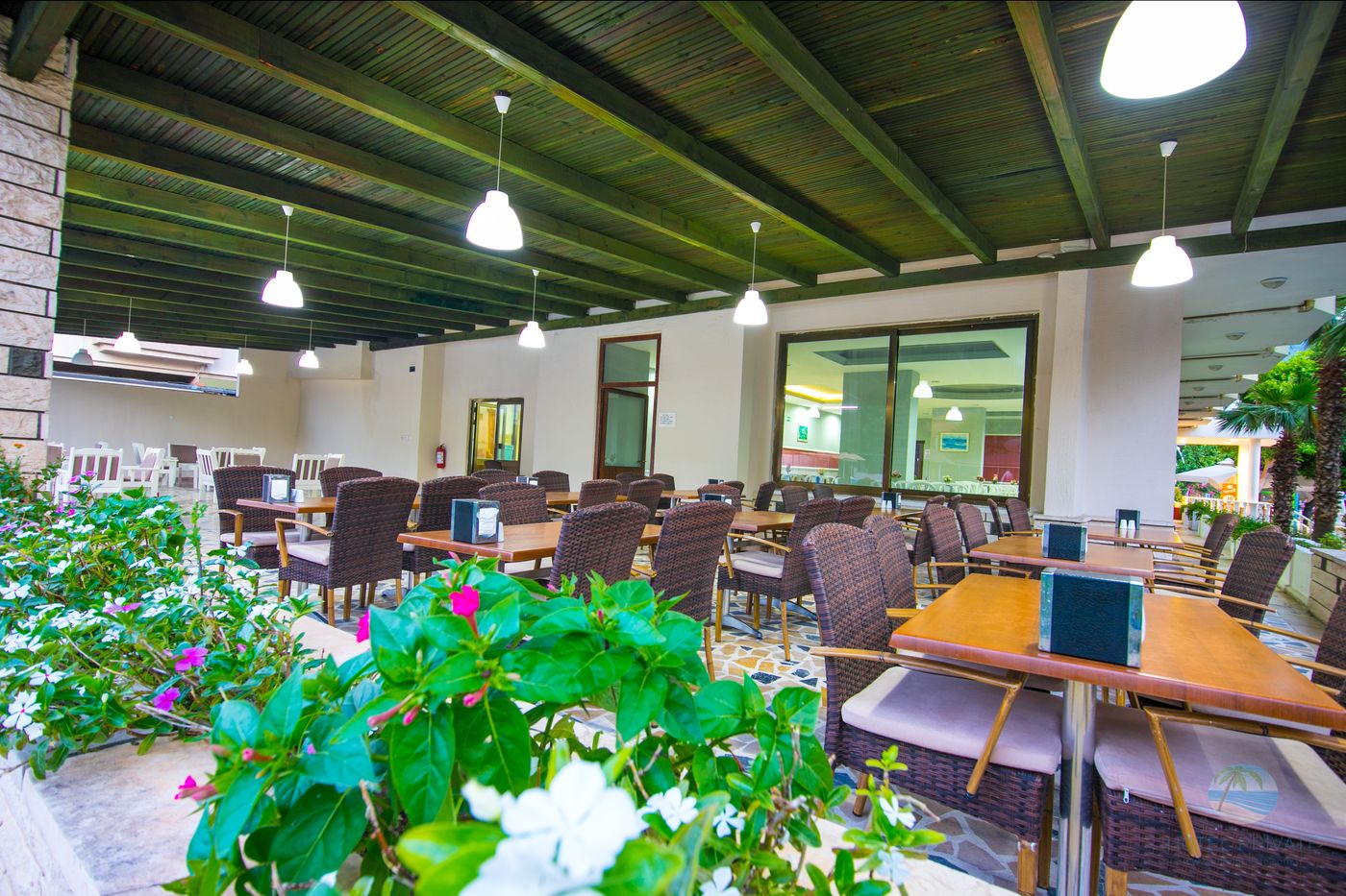 Private-Hotel-Terrace-43