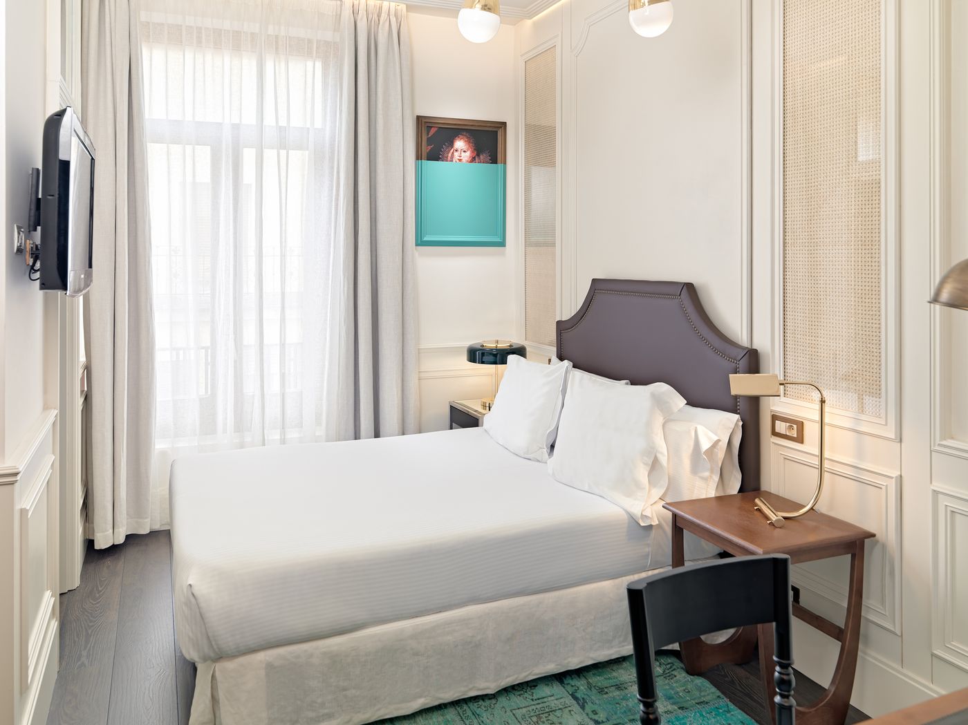 H10-Villa-de-la-Reina-Room-26