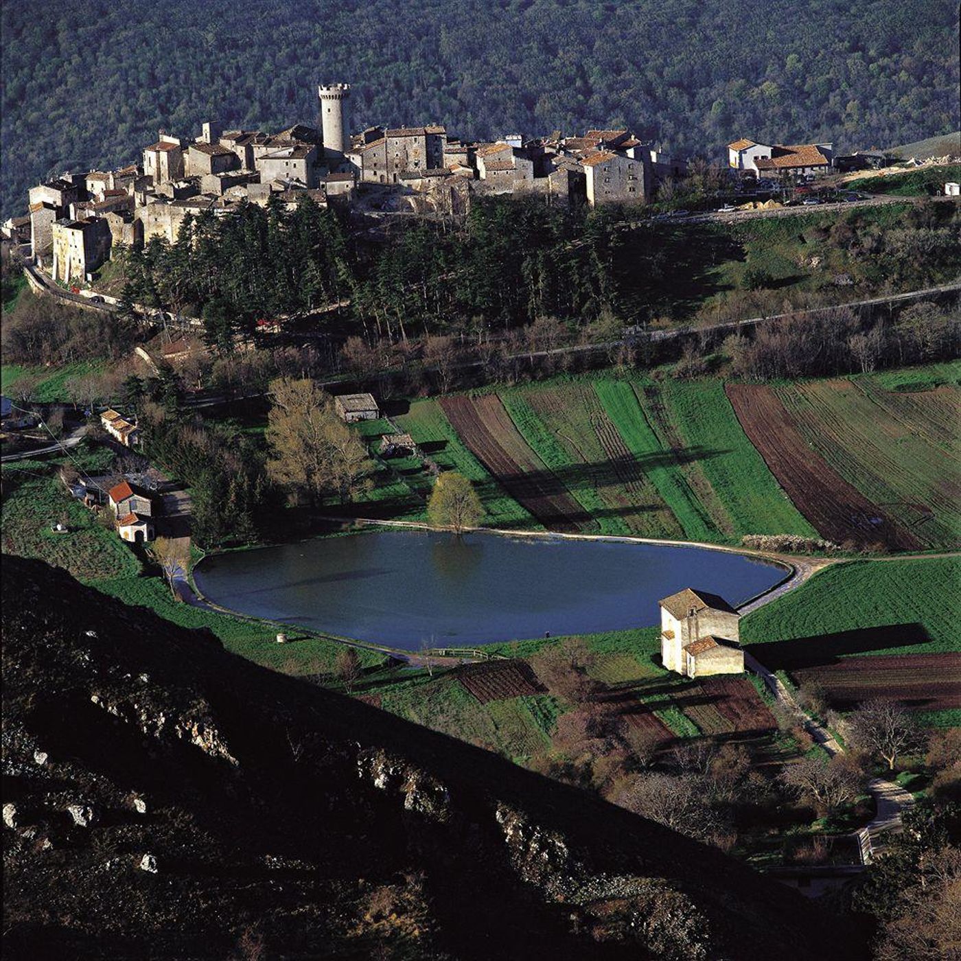 Sextantio-Albergo-Diffuso-General-view-1