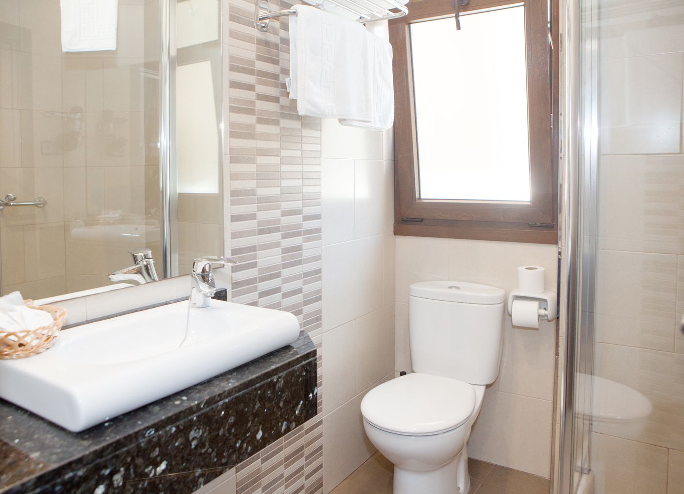 Castilla-Guerrero-Room-25